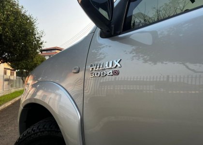 toyota hilux cd 4x4 srv 3.0