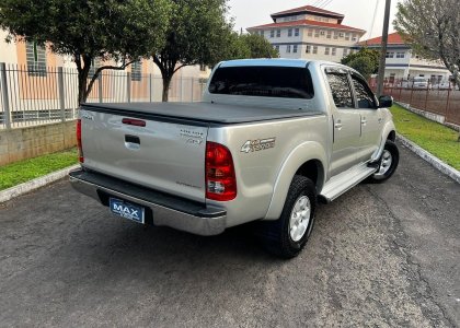 toyota hilux cd 4x4 srv 3.0