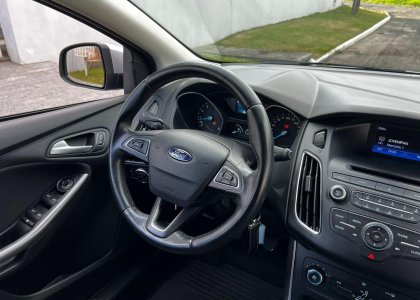 focus 1.6 se 2018 manual