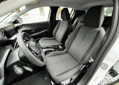 peugeot 208 1.6 active pack aut