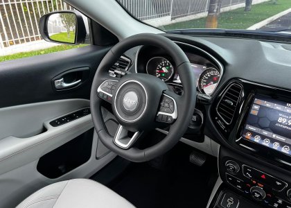 jeep compass limited 2.0