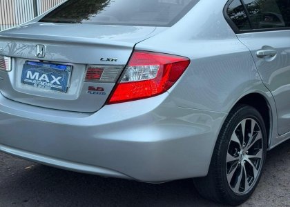 honda civic sedan lxr 2.0