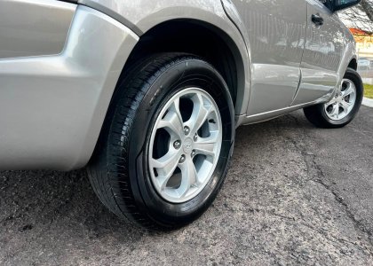 hyundai tucson gl 20 l 2010