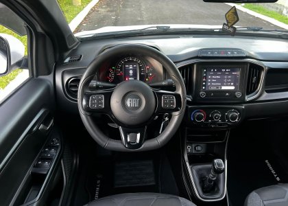 fiat strada volcano 1.3 flex 8v cd 2021