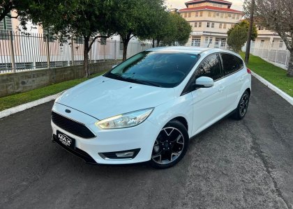 ford focus hatch se plus 2.0 2019