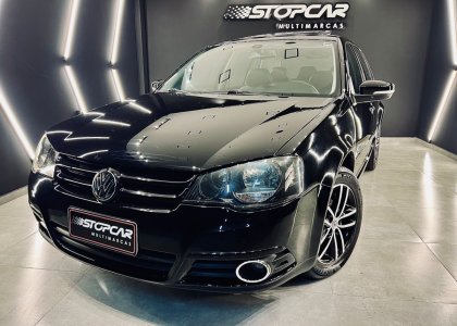 VW - VolksWagen Golf Sportline 1.6 Mi Total Flex 8V 4p 2013 Flex