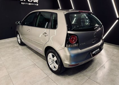 VW - VolksWagen Polo 1.6 Mi/S.Ouro 1.6 Mi Tot.Flex 8V 5p 2013 Flex