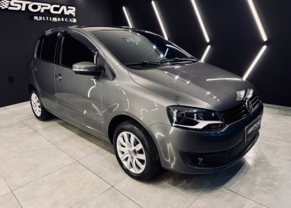 VW - VolksWagen Fox 1.0 Mi Total Flex 8V 5p 2013 Flex
