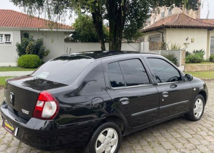 Renault Clio Sed. Privilège Hi-Flex 1.0 16V 4p 2009