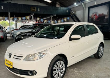 VW - VolksWagen Gol (novo) 1.0 Mi Total Flex 8V 4p 2012 Flex