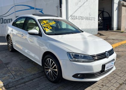 VW - VolksWagen JETTA Comfortline 2.0 T.Flex 8V 4p Tipt. 2013