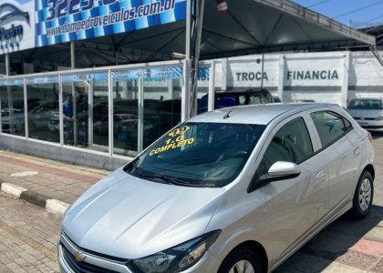 GM - Chevrolet ONIX HATCH LT 1.0 8V FlexPower 5p Mec. 2019 Flex