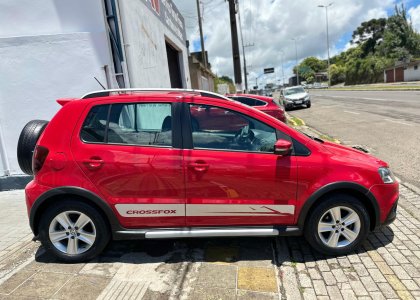 VW - VolksWagen CROSSFOX 1.6 Mi Total Flex 8V 5p 2011