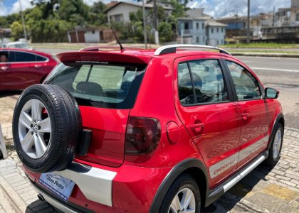 VW - VolksWagen CROSSFOX 1.6 Mi Total Flex 8V 5p 2011