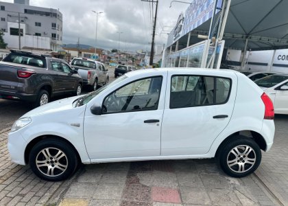 Renault SANDERO Authentique Hi-Flex 1.0 16V 5p 2012