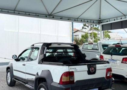 Fiat Strada Adventure1.8/ 1.8 LOCKER Flex CD 2013 Flex