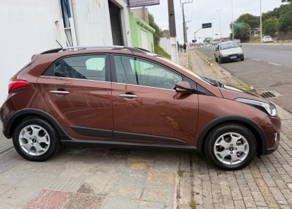 Hyundai HB20X Premium 1.6 Flex 16V Aut. 2014 Flex