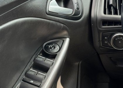 Ford Focus Sedan