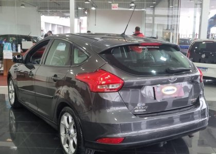 Ford Focus Sedan