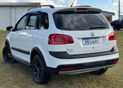 Volkswagen Space Cross