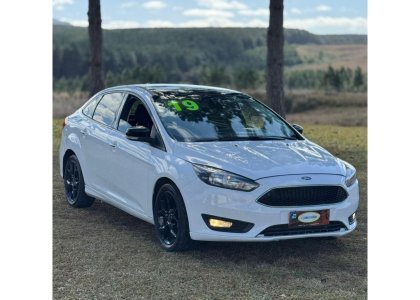 Ford Focus Sedan