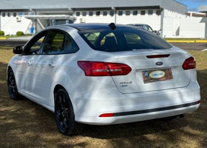 Ford Focus Sedan