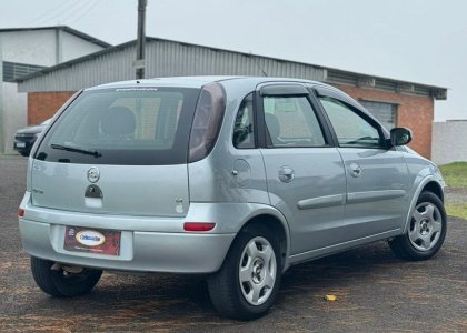 Chevrolet Corsa Hatch
