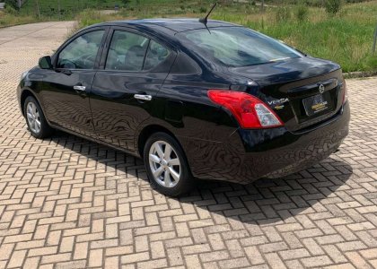 Nissan Versa