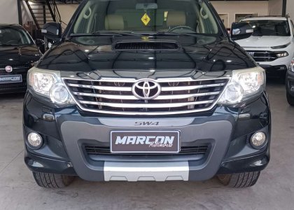 Toyota Hilux SW 4