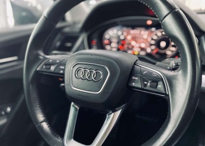 Audi Audi Q5