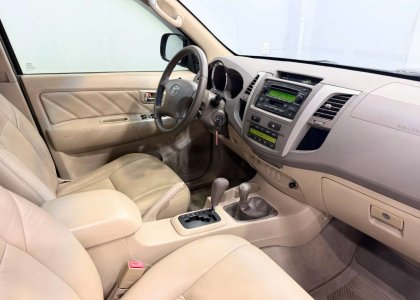 Toyota Hilux SW 4