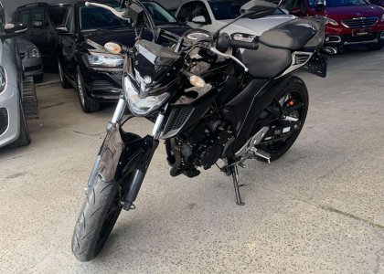 Yamaha Fazer 250
