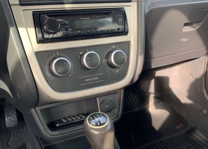 Volkswagen Voyage
