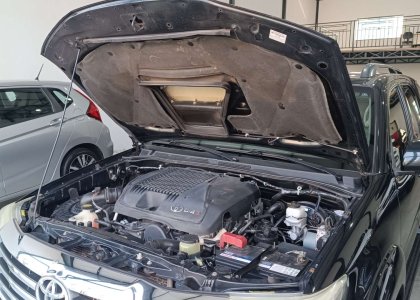 Toyota Hilux SW 4