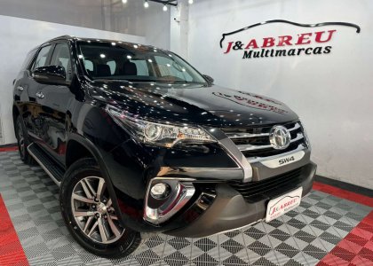 Toyota Hilux SW 4