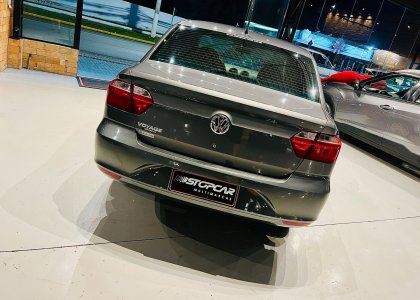 Volkswagen Voyage
