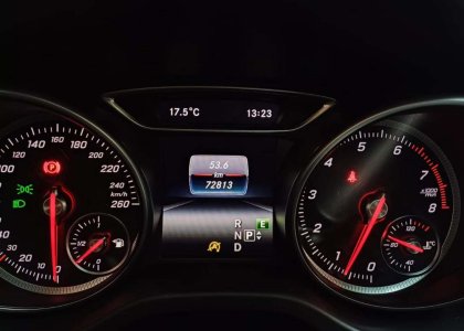 Mercedes-Benz GLA 200