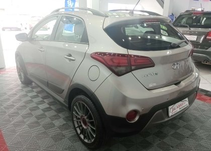 Hyundai HB20X