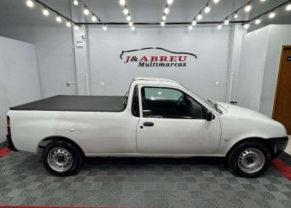 Ford Courier