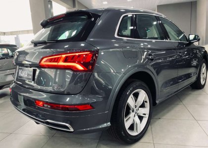 Audi Audi Q5