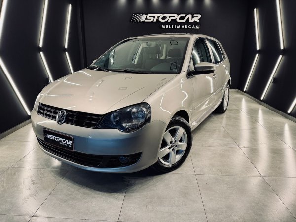 VW - VolksWagen Polo 1.6 Mi/S.Ouro 1.6 Mi Tot.Flex 8V 5p 2013 Flex