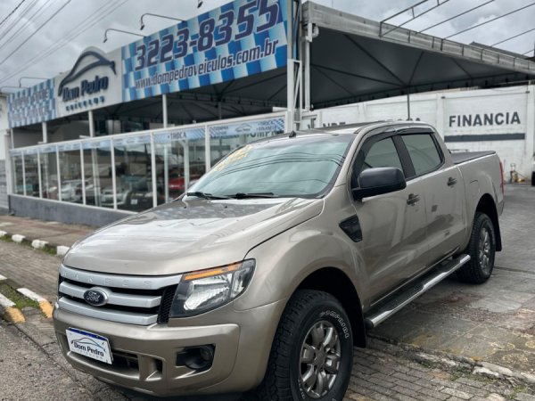 Ford Ranger XLS 2.2 4x4 CD Diesel Mec. 2014 Diesel