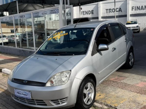 Ford Fiesta Sedan 1.6 16V Flex Mec. 2005 Flex