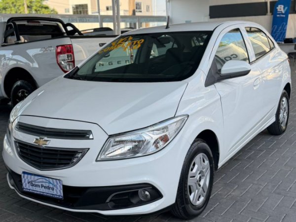 GM - Chevrolet ONIX HATCH LT 1.0 8V FlexPower 5p Mec. 2014 Flex