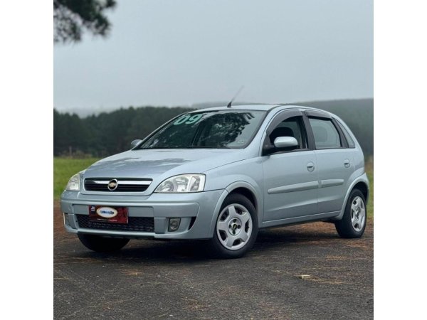 Chevrolet Corsa Hatch